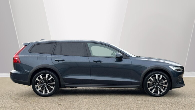 Volvo V60 2.0 B5P Cross Country 5dr AWD Auto Petrol Estate